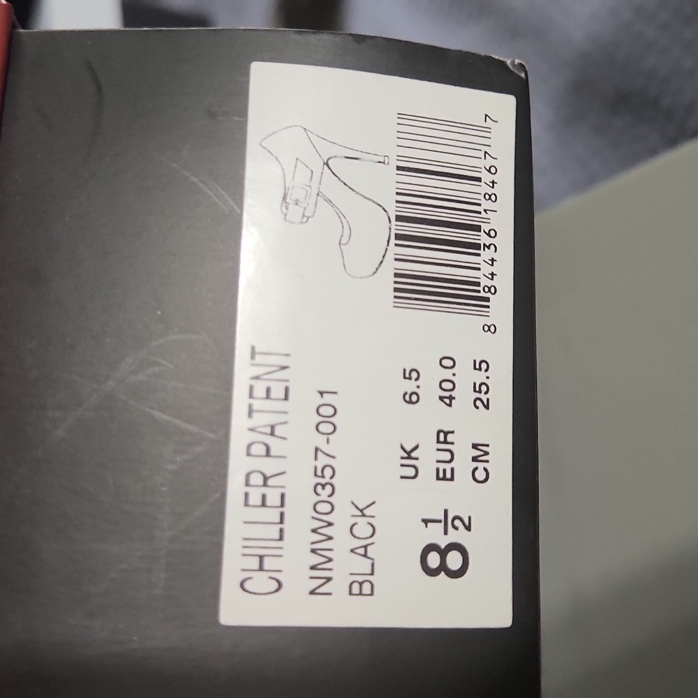 Moving - Picture 2 of 4